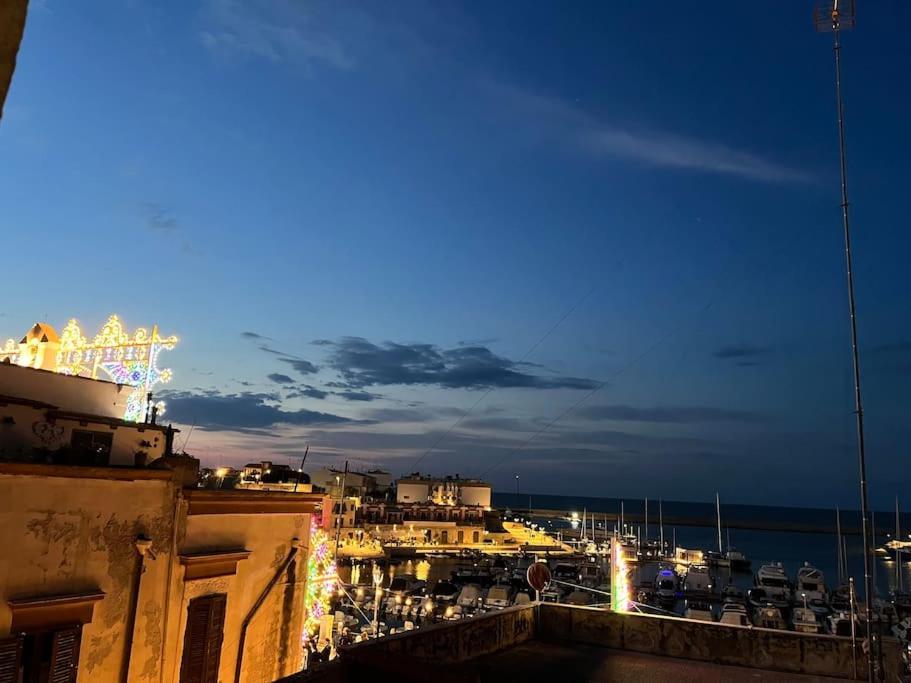 Palazzo Lamantea Boutique Rooms 비쉘리에 외부 사진